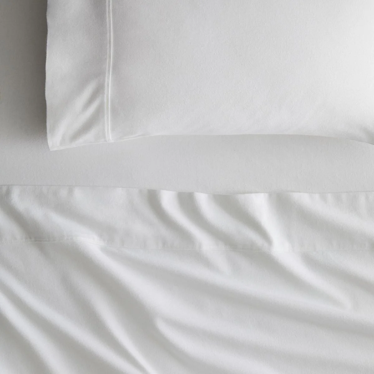 Hotel Bedding